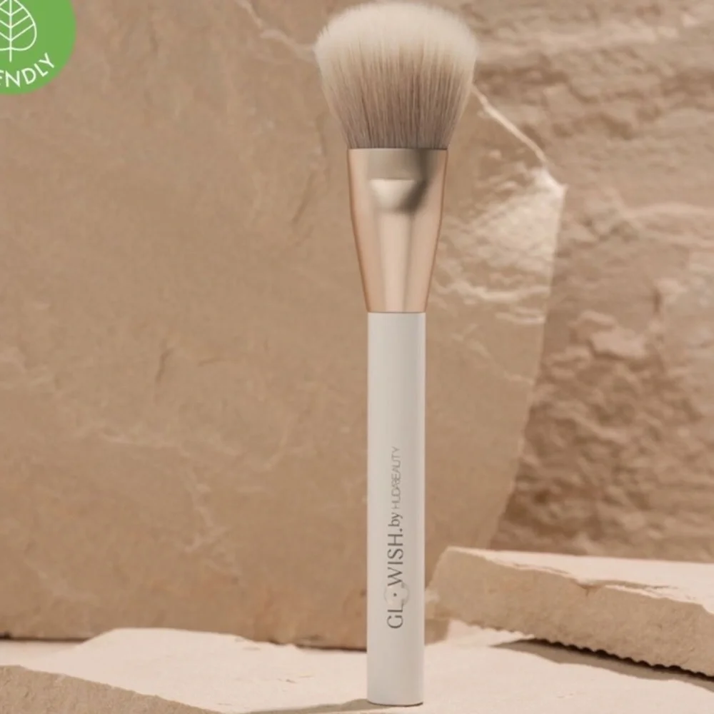💎 Huda Beauty Glowish Face Bronze and Blush Completion Makeup Brush New